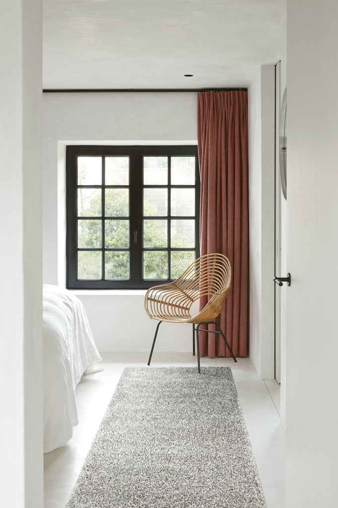 Twilight Shaggy -  039-0001 6926 - White-  Rugs and Runners- CIRCLES/SQUARES AVAILABLE- MC