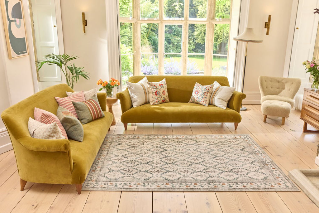 English Garden - British Botanicals - Washable - Hug Rug - Pheonox Rugs