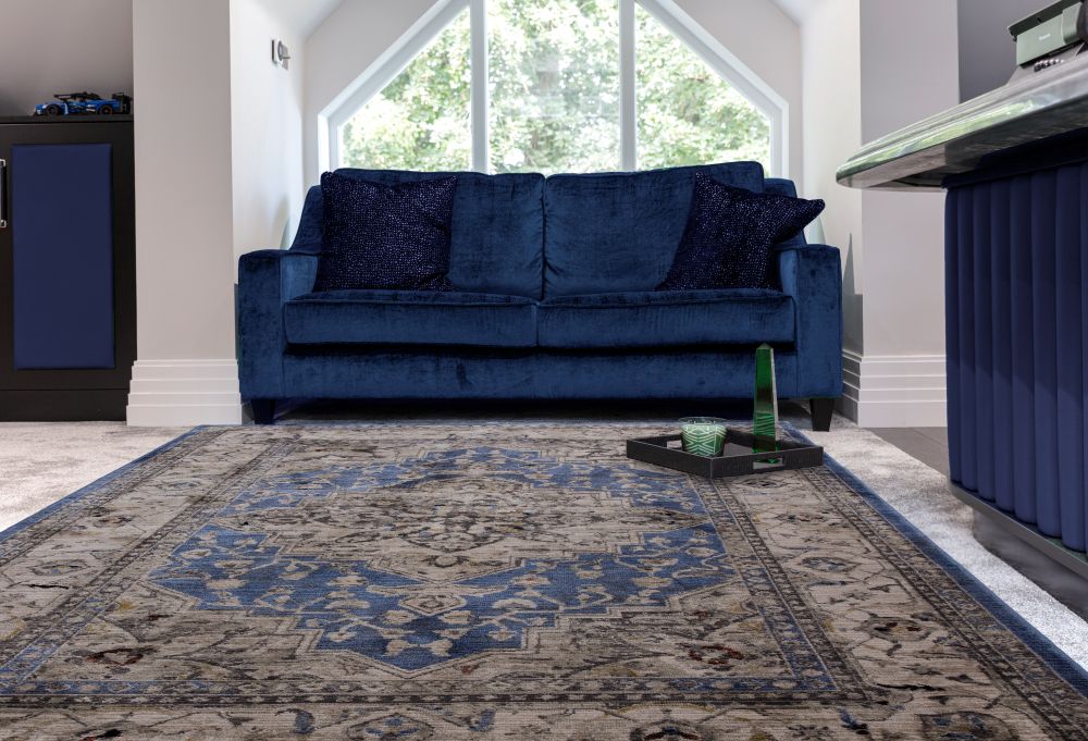 Sovereign - 07 - Blue Medallion -   Asiatic London