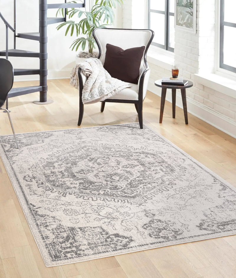 Nova - NV26 Medallion Ivory - Asiatic London