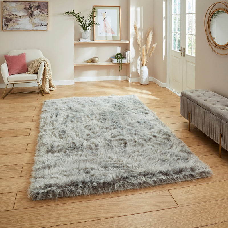 Polar Plush - Plain Shaggy - Light Grey